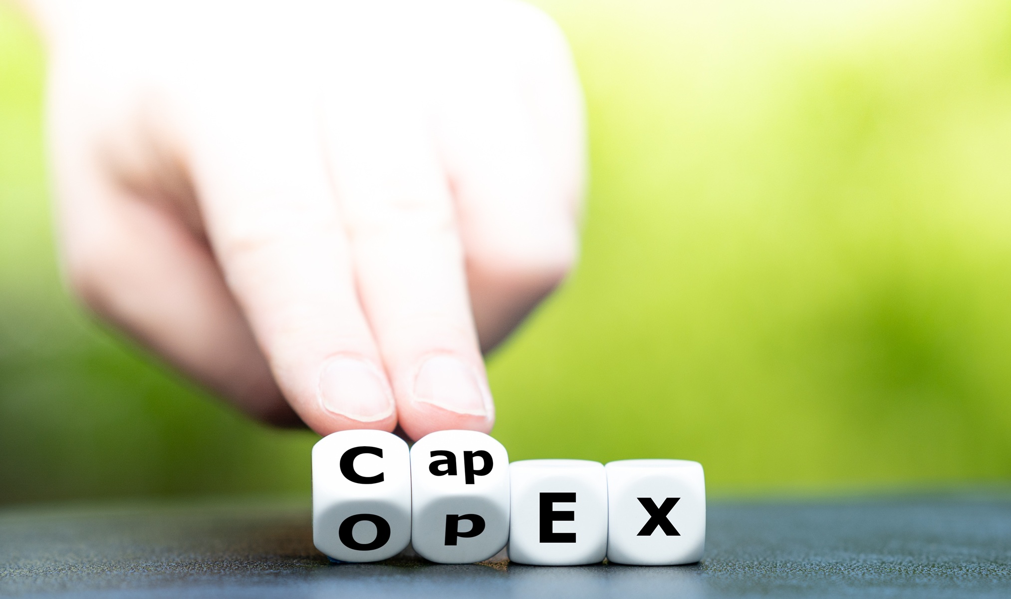 CAPEX czy OPEX - jak rozliczyć inwestycję energetyczną w firmie